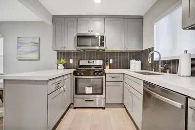 Image de Clean & Spacious 2br/2ba Near Disney