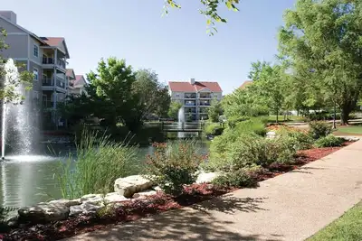 3bd Deluxe/Branson - w/Pools, Bbq, Game Room, Gym!