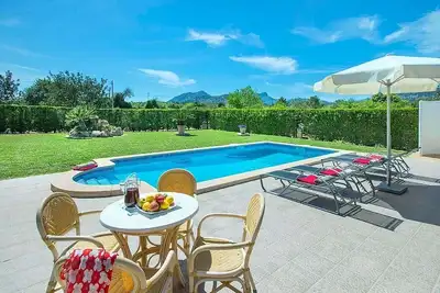 Image de Welcoming Family Villa, A/C, Private Pool, Large Garden & Colonya Valley Views - 5mins to Pollenca!