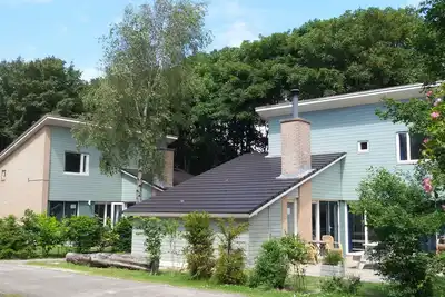 Image de Spacious 8 person holidayhome by the sea, 8 minutes walk to the beach, number 31