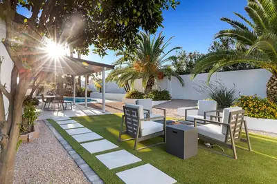 Image de Minutes from Shopping, Dining & Golf