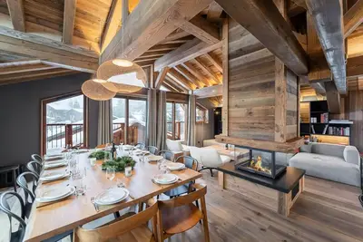 Image de Ein außergewöhnliches Chalet 6 Schlafzimmer für 14 Personen 300m2 St Martin de Belleville