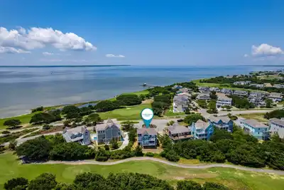 Image de Shelly Shores - Hot tub, community pool & tennis courts, great views