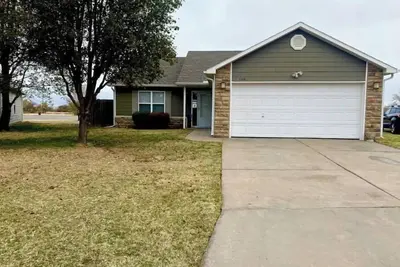 Image de Nice 3 Bdr 2 Bth house+Garage+Fenced backyard