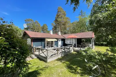 Image de Maison de vacances Mönsterås pour 1 - 6 personnes avec 3 chambres à coucher - Maison de vacances
