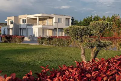 Image de One Bedroom Apartment with Side Sea View, Thalassa Residential Complex