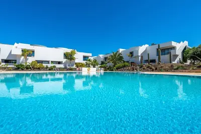 Appartement confortable avec piscine
