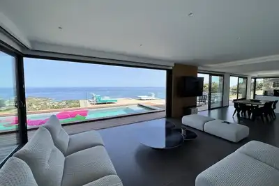 Image de Villa d'architecte neuve 2021 - à 3 min en voiture de la plage