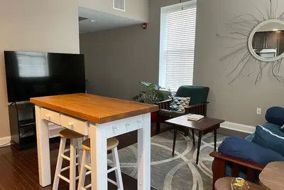 Image de Mid Mod, Great Location, Heart of downtown Knoxville