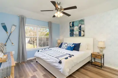Image de 6 miles from Navarre Bridge, Quiet Community w/ Pier Access