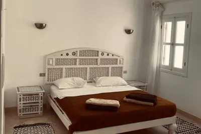 Image de Abutig marina one bedroom apartment with roof