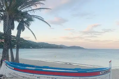 Image de Le Lavandou - Saint Clair - Vu mer - Grand T2 Terrasse