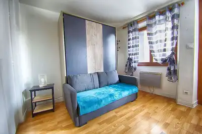 Image de Petit T1 avec petite terrasse à proximité des thermes