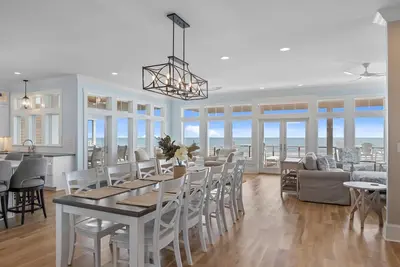 Image de Happy Ours- Oceanfront Home with Private Heated Pool & Elevator in Atlantic Beach, Nc