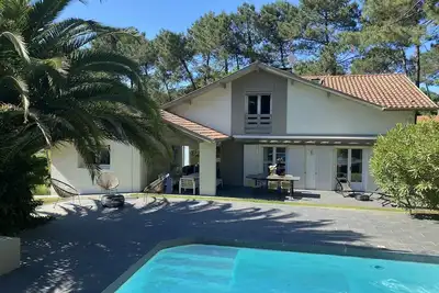 Image de Magnifique villa Hossegor poche lac et centre ville, piscine chauffée