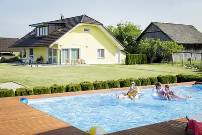 Active-Family-Holidays, Pool, Sauna, near Kolpa River, 1st floor app Mia