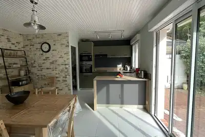Image de Charmante maison au bord de Mer dans la pinède