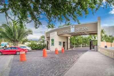 Image de Grand Venetian, Ocean Front Condo