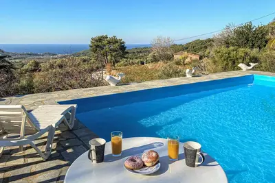 Image de Belle maison de 3 chambres à Samos