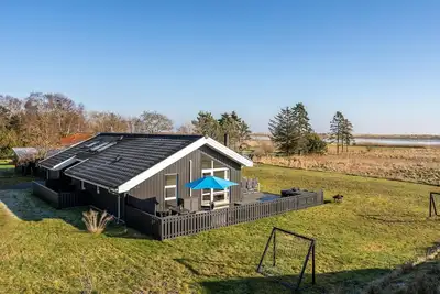 Image de Maison confortable à Hals avec sauna
