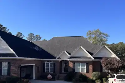 Image de 12 Minutes - Augusta National Golf Club, brick home located in North Augusta, Sc