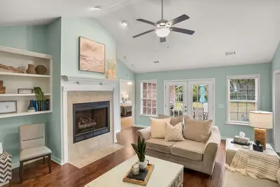 Image de Southern Belle - Close to Parris Island!