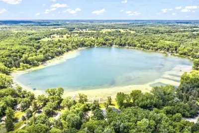 Image de Family Friendly Sandy Beach Lake Home! Your 3Bed, 2Bath Escape For All Seasons!