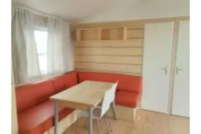 Image de 2 Bedrooms 1 bathroom
