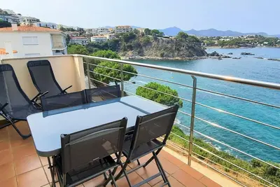 Appartement avec vue sur la mer, animaux acceptés et parking à Llançà