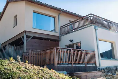Image de Appartement écologique équipé pour 2 personnes dans un village dans la Drôme. .