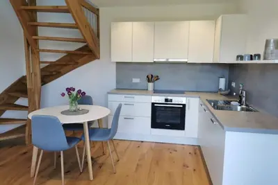 Image de Beautiful apartment with balcony just a few minutes' walk from the lake