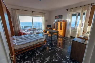 Image de Breathtaking View Terrace (009029-Cav-0016)
