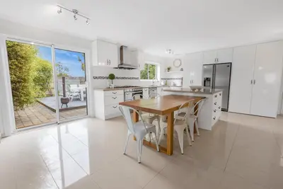 Image de Sunny Cove - Equipped with everything you need to relax and enjoy the Lakes