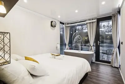 Image de Nid douillet pour 2 avec Rooftop - La Desvallières
