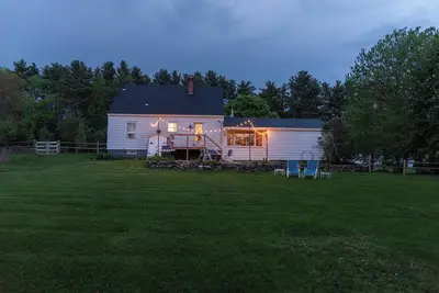 Image de 4br Retreat — 10m to Lake Winnie-Gunstock — 85\" Tv