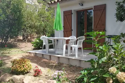 Image de Air-conditioned studio 700m from Palombaggia beach