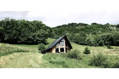 Image de Joli Chalet face au Plomb du Cantal
