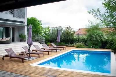 Image de Villa Grey - Three Bedroom Villa with Swimming pool
