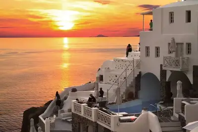 Image de Stunning Caldera Views | Oia Mare Villas Two Bedroom Cave Suite with Caldera & Sea View | Oia