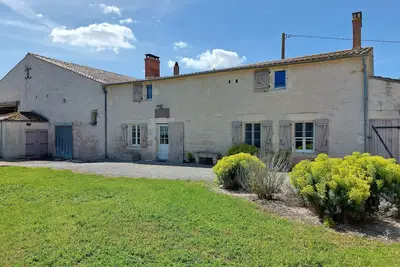 Image de Grand gîte à la campagne de 18 personnes