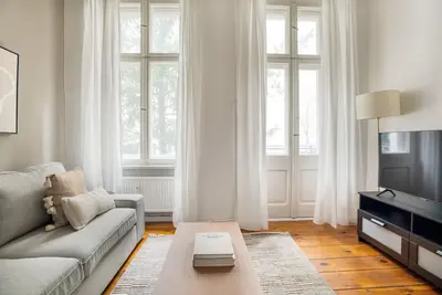 Image de Prime Charlottenburg 1br next to Spree, by Blueground