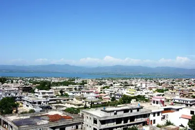 Image de Impeccable 4-Bed Villa in Mirpur azad khasmir