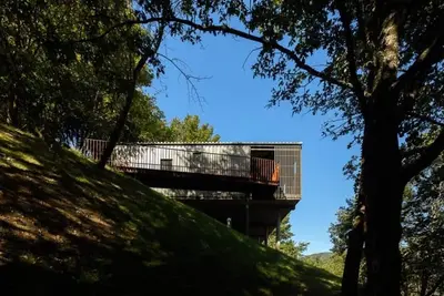 GeresNationalPark-Cabin-6Bed-Balcony-Pool-Views