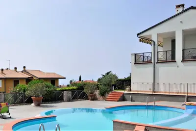 Image de Appartement Ă Lazise avec piscine et balcon