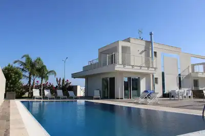 Image de La Perla Bianca Luxury Villa