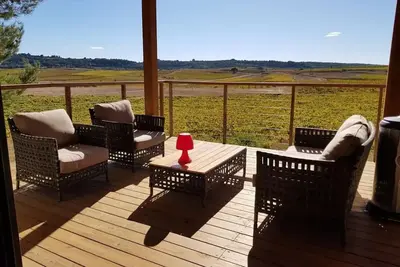 Image de Villa bois Lodge terrasse pilotis, piscine, vue exceptionnelle vignes, classé 3*