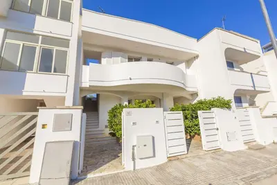 Image de Holiday home with sea-view terrace in Castro