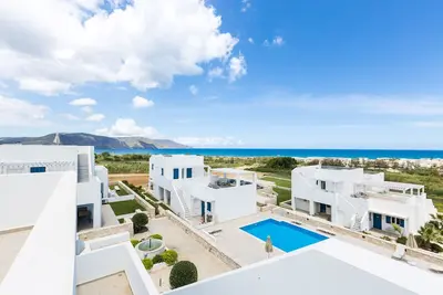 Image de Triton Sea View Villa 2- Three bedrooms and shared pools