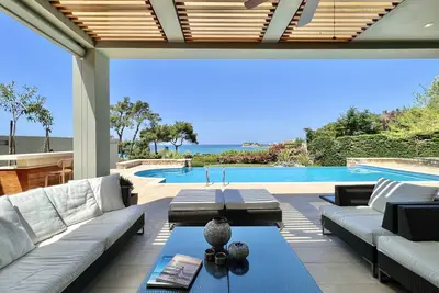 Image de Luxury Villa in Sani Greece - 1 min from the beach!