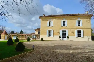 Image de Luxury 7 bedroom country home with private pool near Saint Emilion